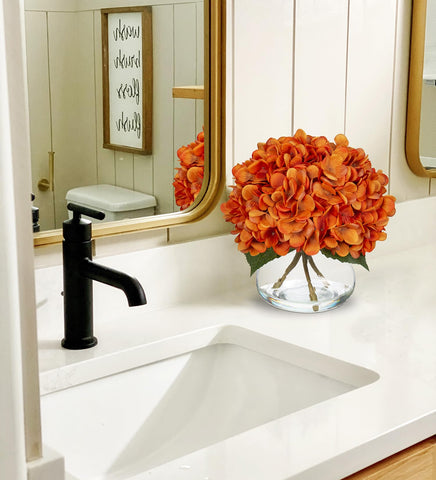 Hollyone side profile of arrangement displaying full silhouette and stable base