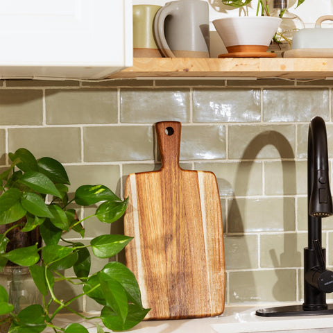 Home Beets edge and thickness profile emphasizing sturdy 0.75 inch construction for durability