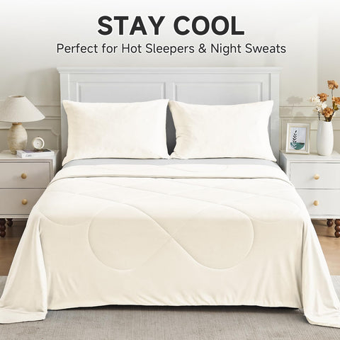 HOMFINE comforter folded compactly for travel highlighting portability benefit