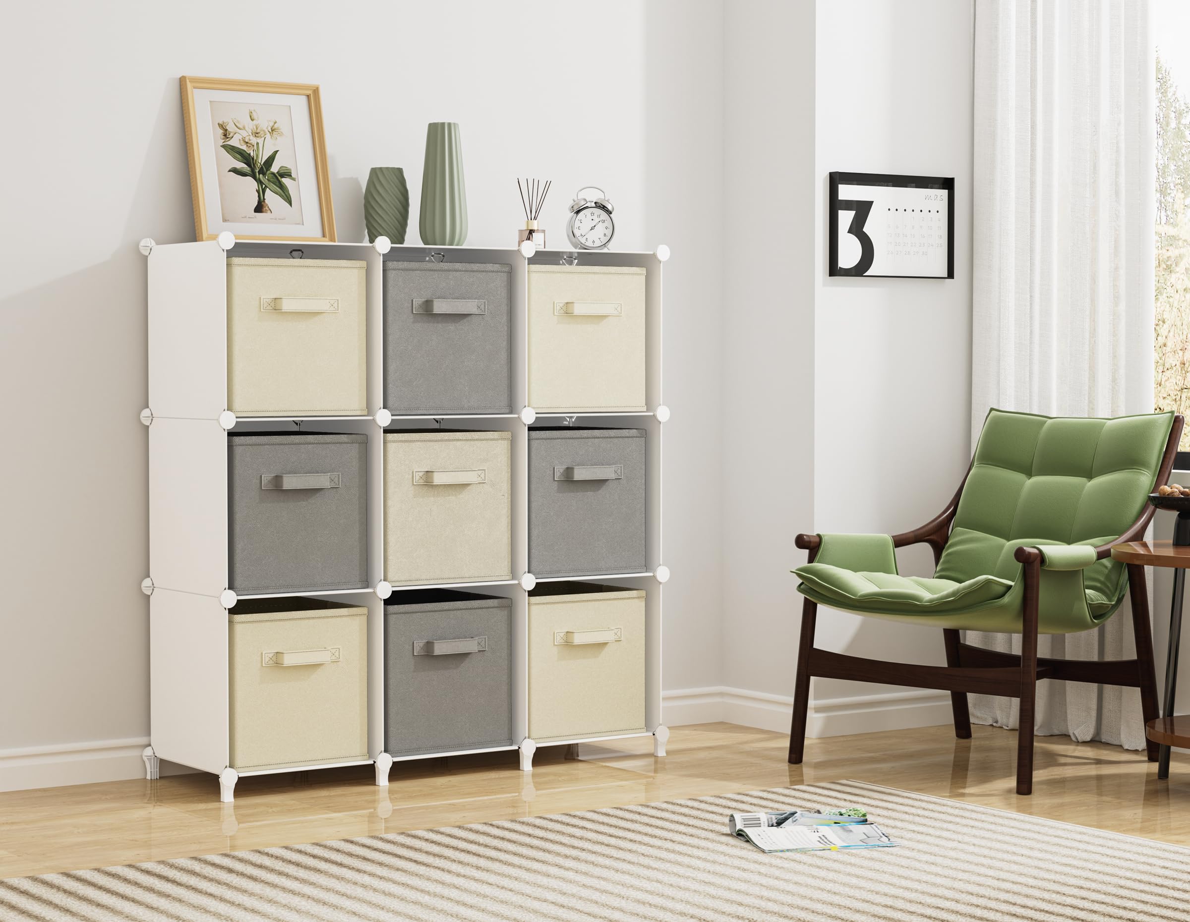 HOMIDEC placed in entryway showing quick grab-and-go convenience