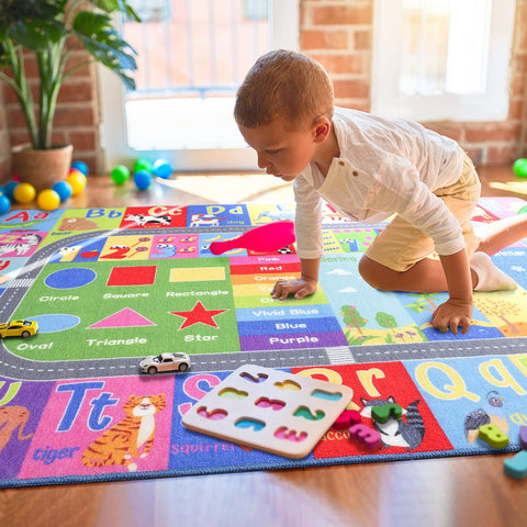 HOMORE rug in classroom during circle time encouraging group activities