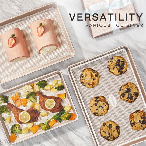 HONGBAKE small cookie pan in use baking golden cookies for effortless release