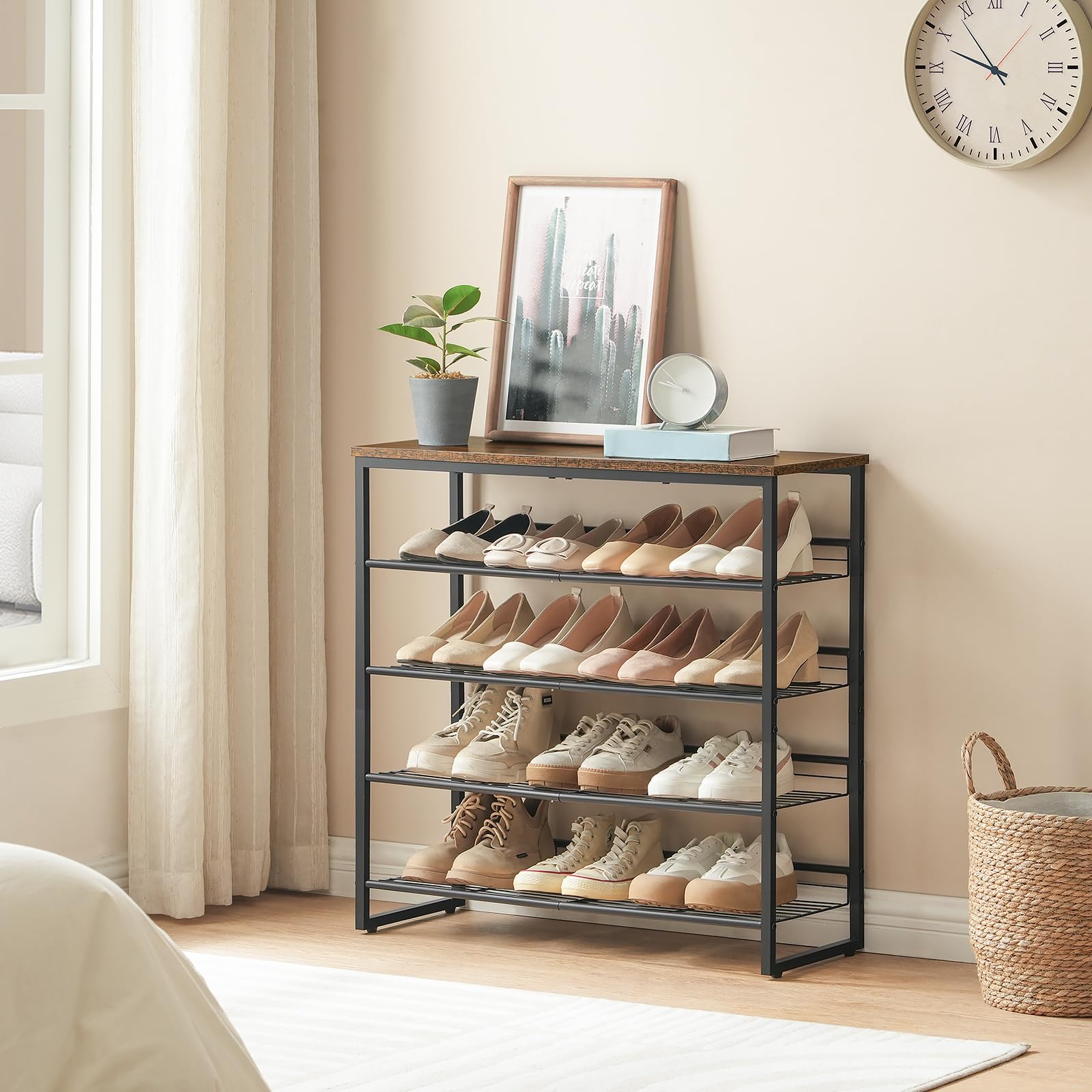 HOOBRO styled in an entryway showing decor and functional blend