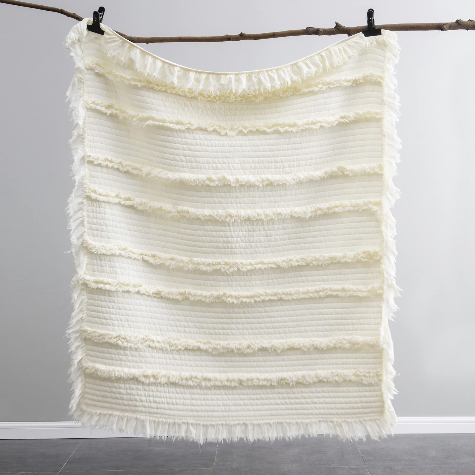 HORIMOTE HOME layered on bed showing decorative warmth and texture