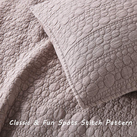 HORIMOTE HOME pillowshams front detail displaying matching pattern and polished look