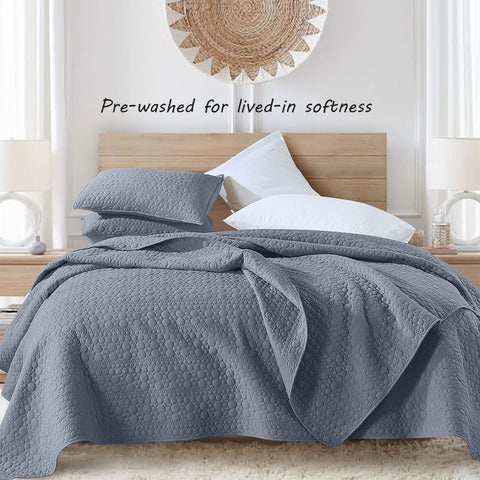 HORIMOTE HOME close-up of stitched geometric spots pattern highlighting texture and depth