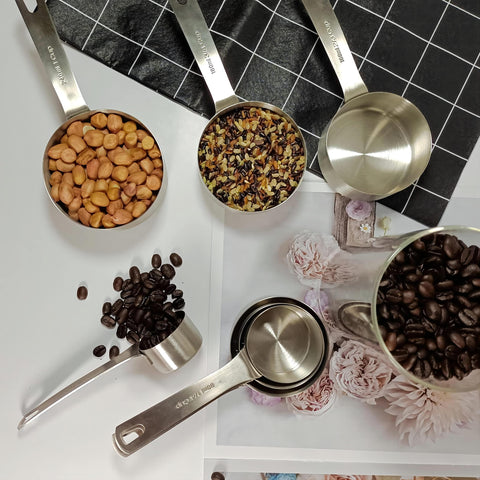 Hotsyang size comparison with spoon illustrating scale for precise portions