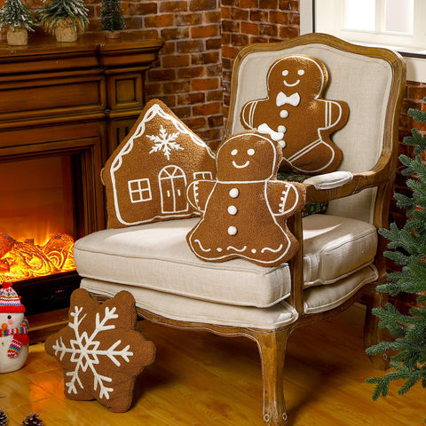 HunnmingRe gingerbread house pillow label and 3D elements showcasing design