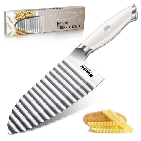 Huusk cutter front view showing ergonomic white handle for comfortable use