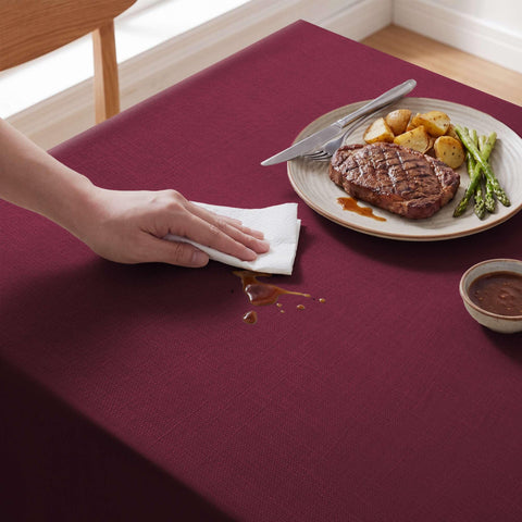 H.VERSAILTEX size comparison showing 60x120 cloth on rectangular table to illustrate fit for 10–12 guests