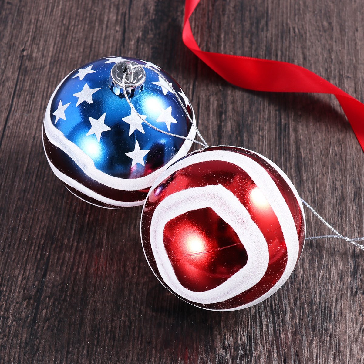 H&amp;W outdoor party styled with balls adding patriotic ambiance
