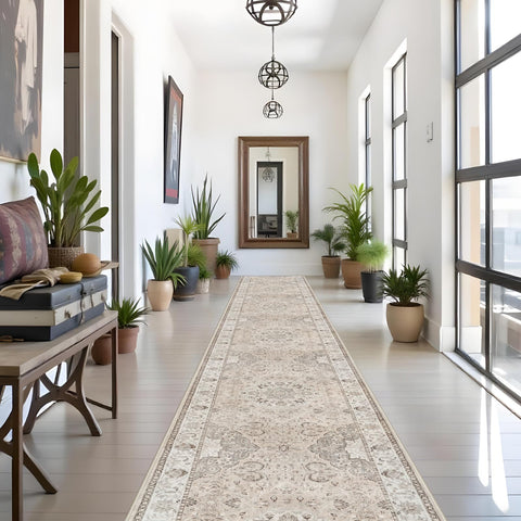 HY HAO YUN LAI front view of beige runner showing clean vintage look and curb appeal