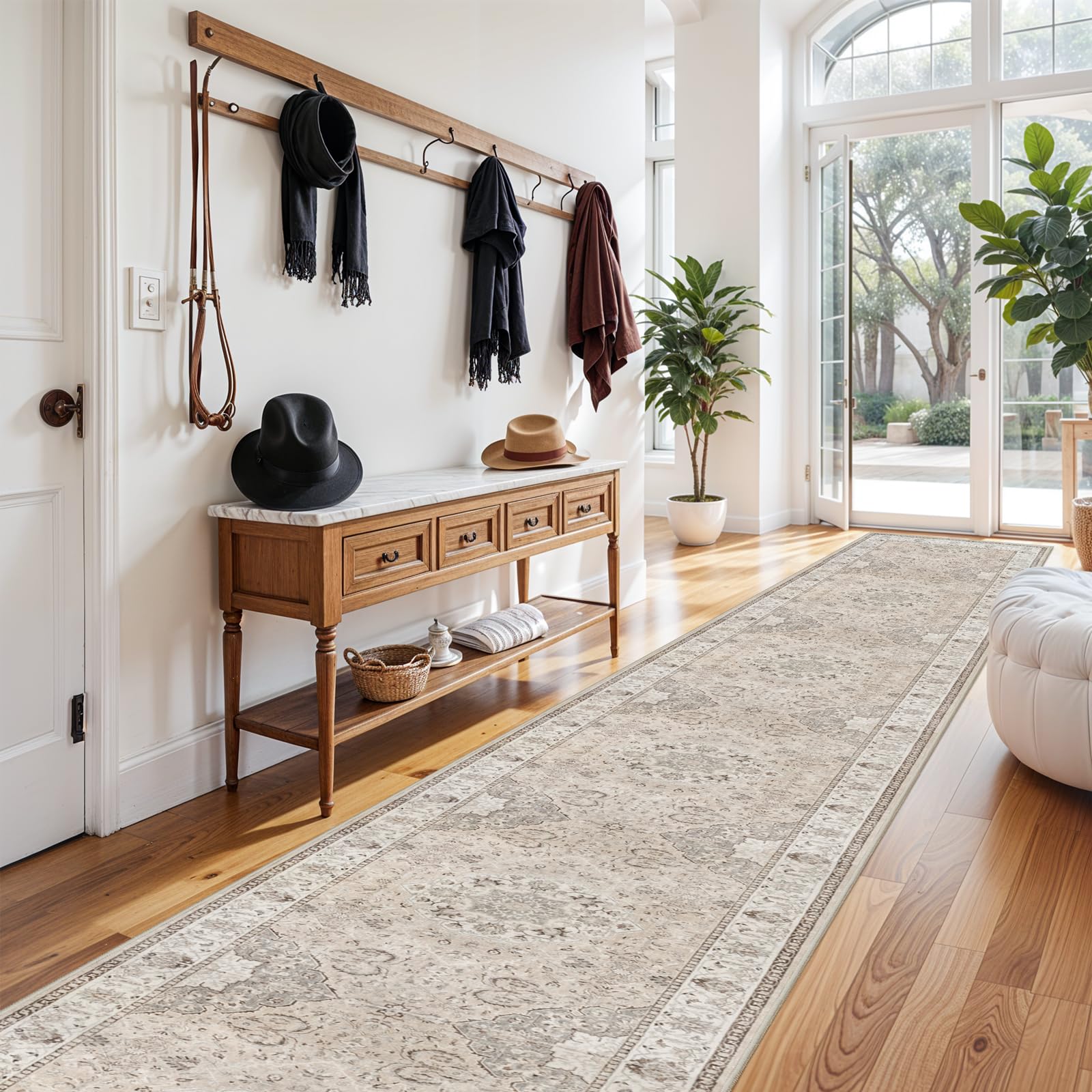 HY HAO YUN LAI runner next to shoes showing scale and hallway fit