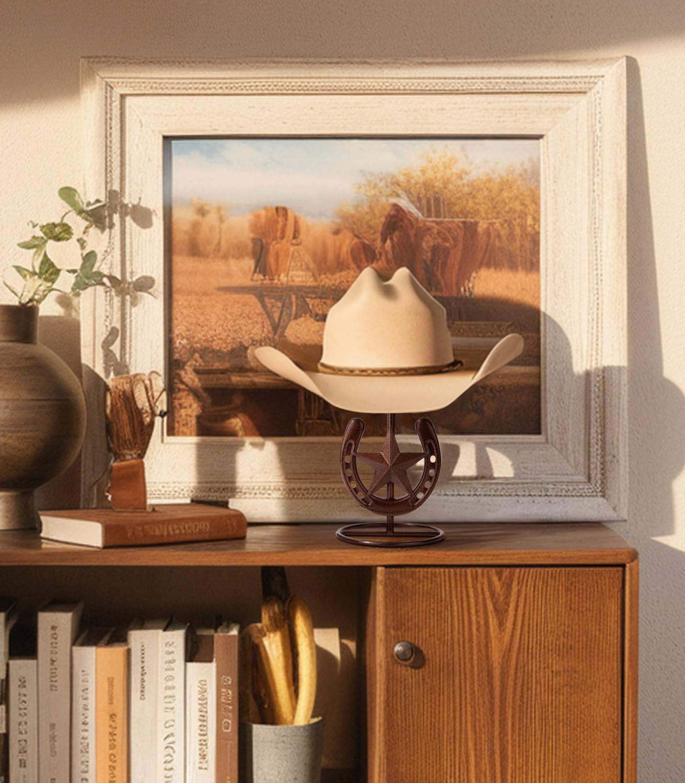 HYDERMUS in a rustic room to highlight decorative Western styling