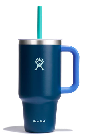 Hydro Flask front view showing Winter Night color and capacity for long hydration