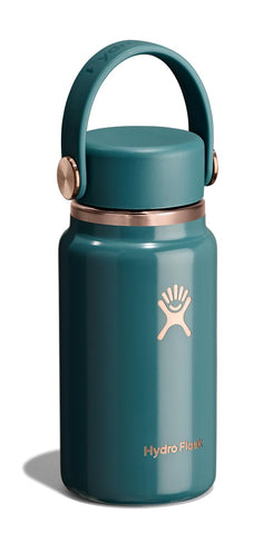 Hydro Flask close-up of leakproof cap showing secure seal benefit