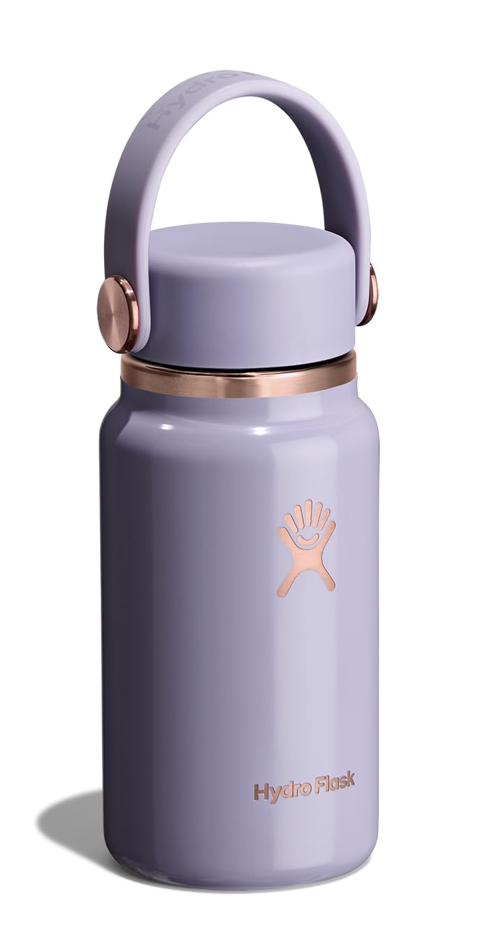 Hydro Flask close-up of cap and seal highlighting secure leakproof performance