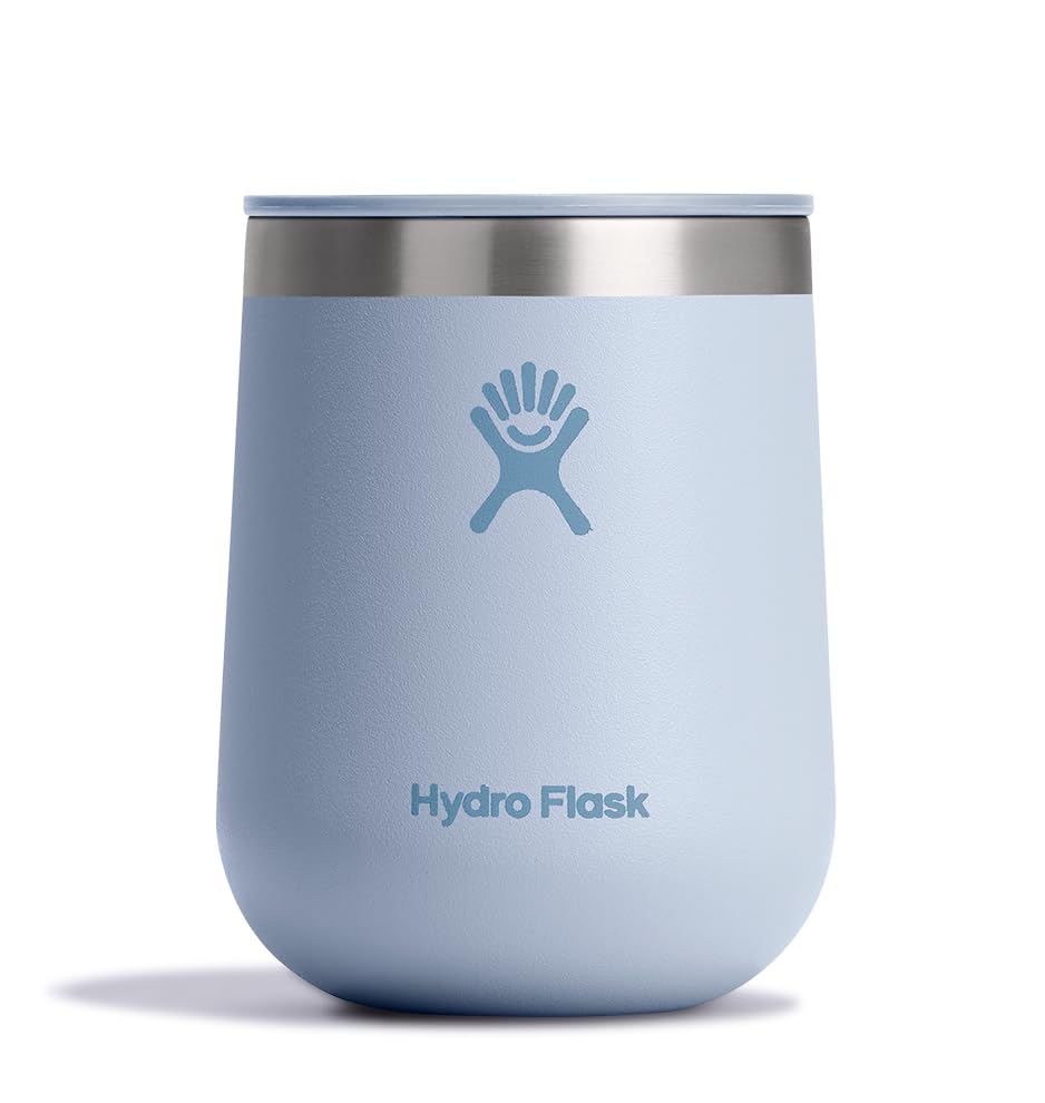 Hydro Flask front view showing surf blue finish and elegant profile, durable and stylish