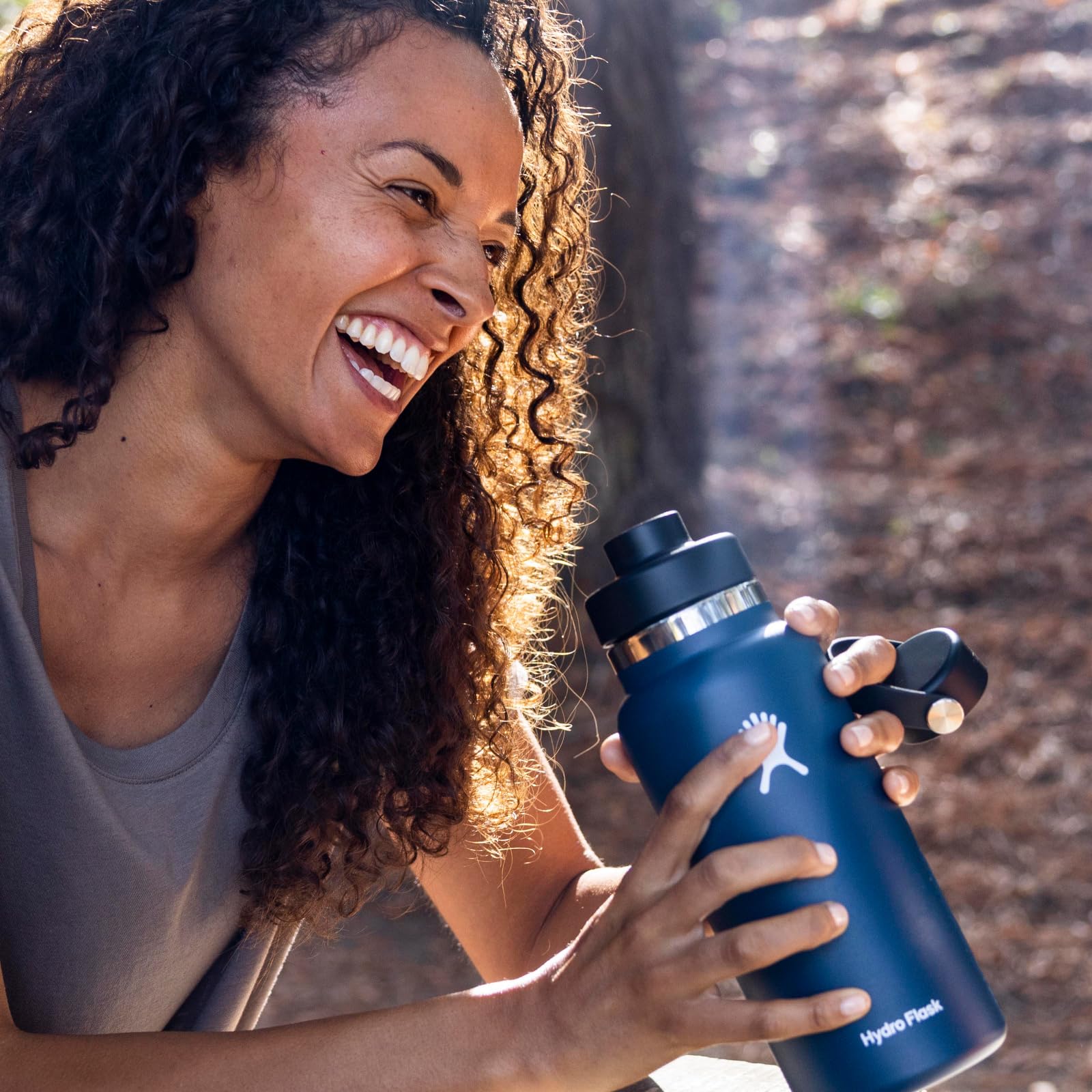 Hydro Flask pouring into glass to show smooth controlled flow