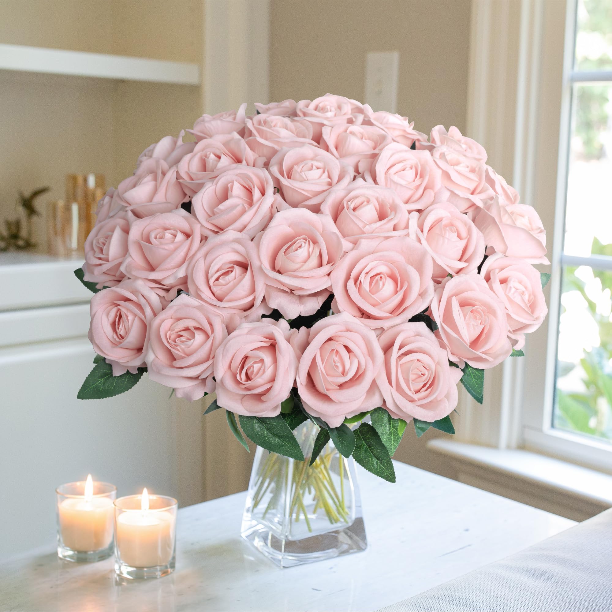 HyeFlora hand-tied bouquet of roses showing consistent bloom volume benefit