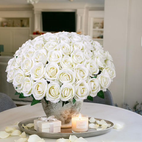 HyeFlora outdoor ceremony setup demonstrating fade-resistant color benefit