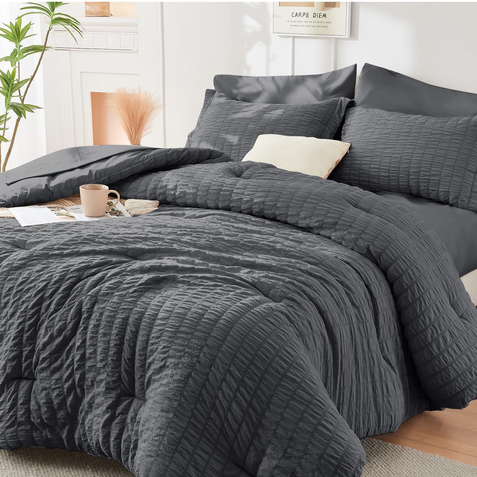 HYMOKEGE full size comforter front view showing neat dark grey finish and cozy appeal