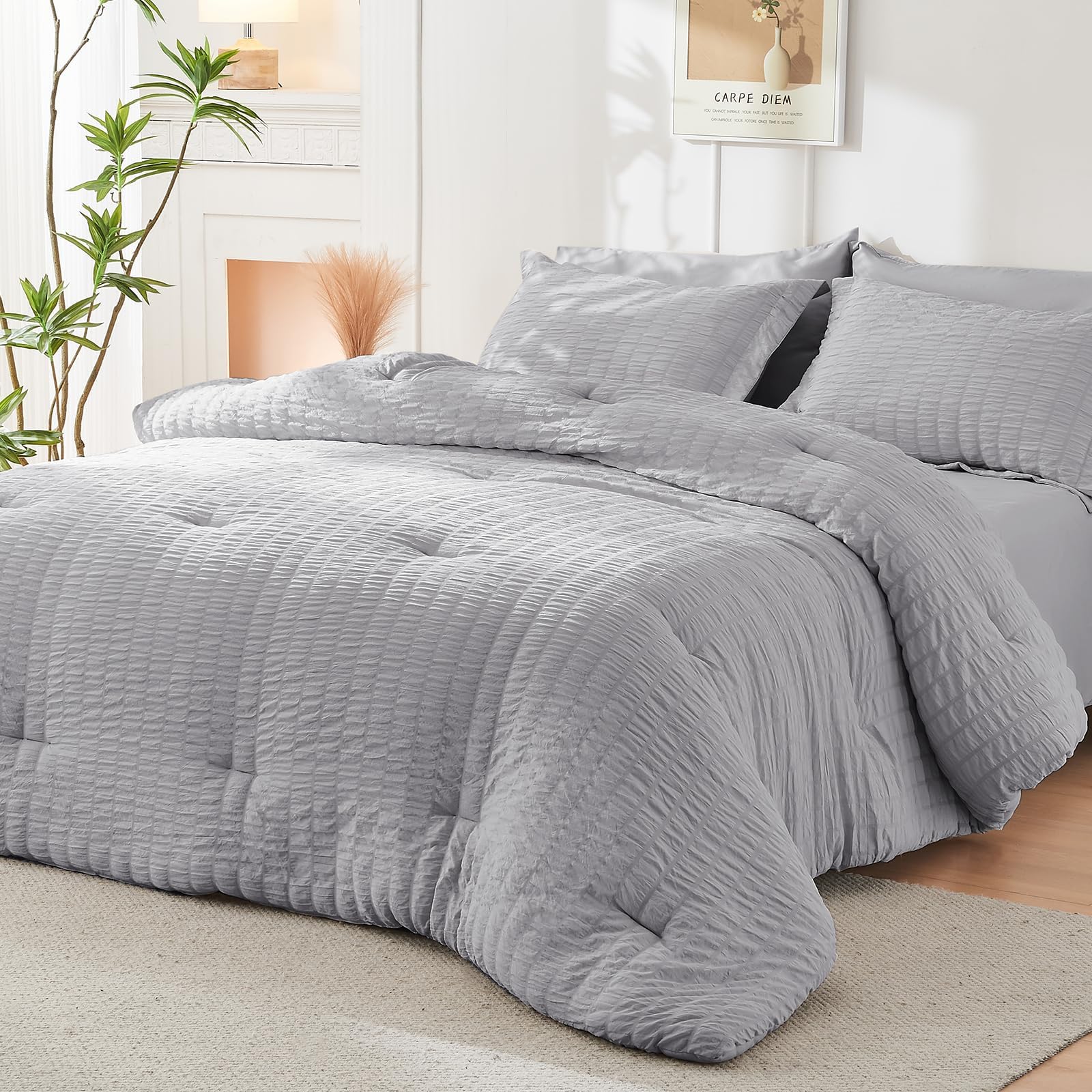 HYMOKEGE bedroom lifestyle shot illustrating modern neutral decor