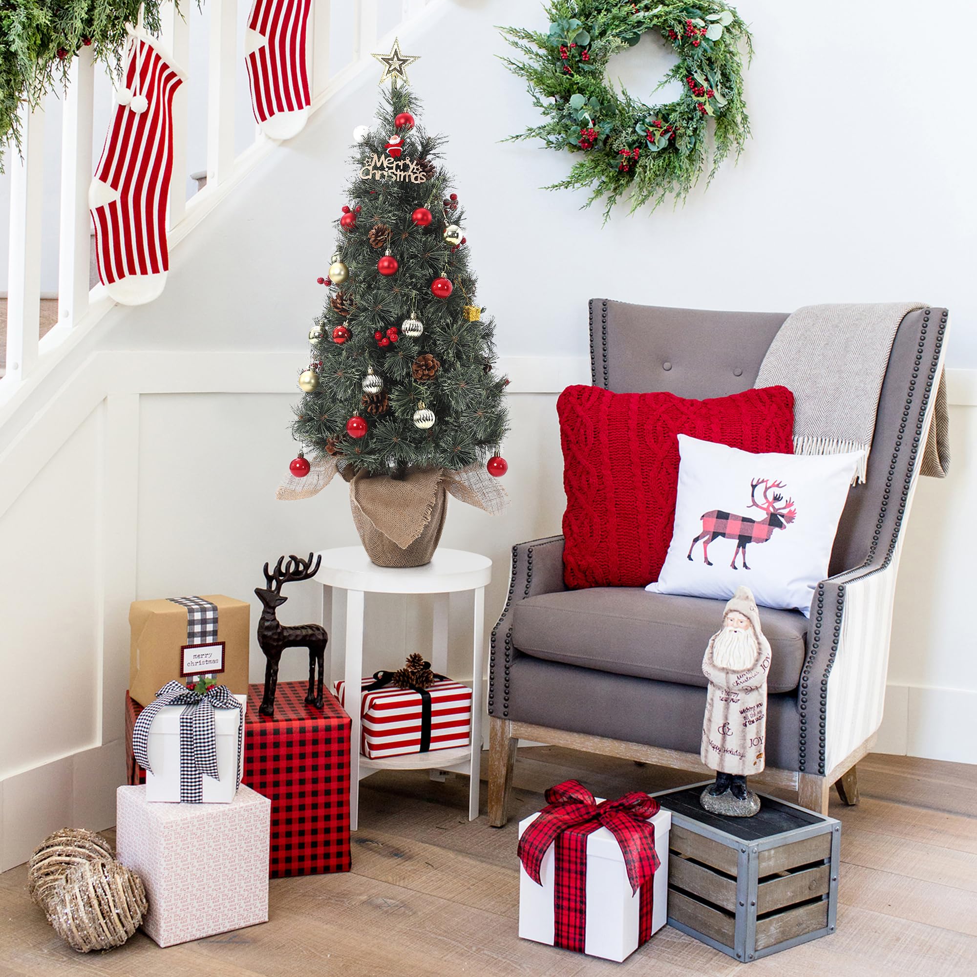 IDEALHOUSE mini tree on kitchen table creating instant holiday atmosphere benefit