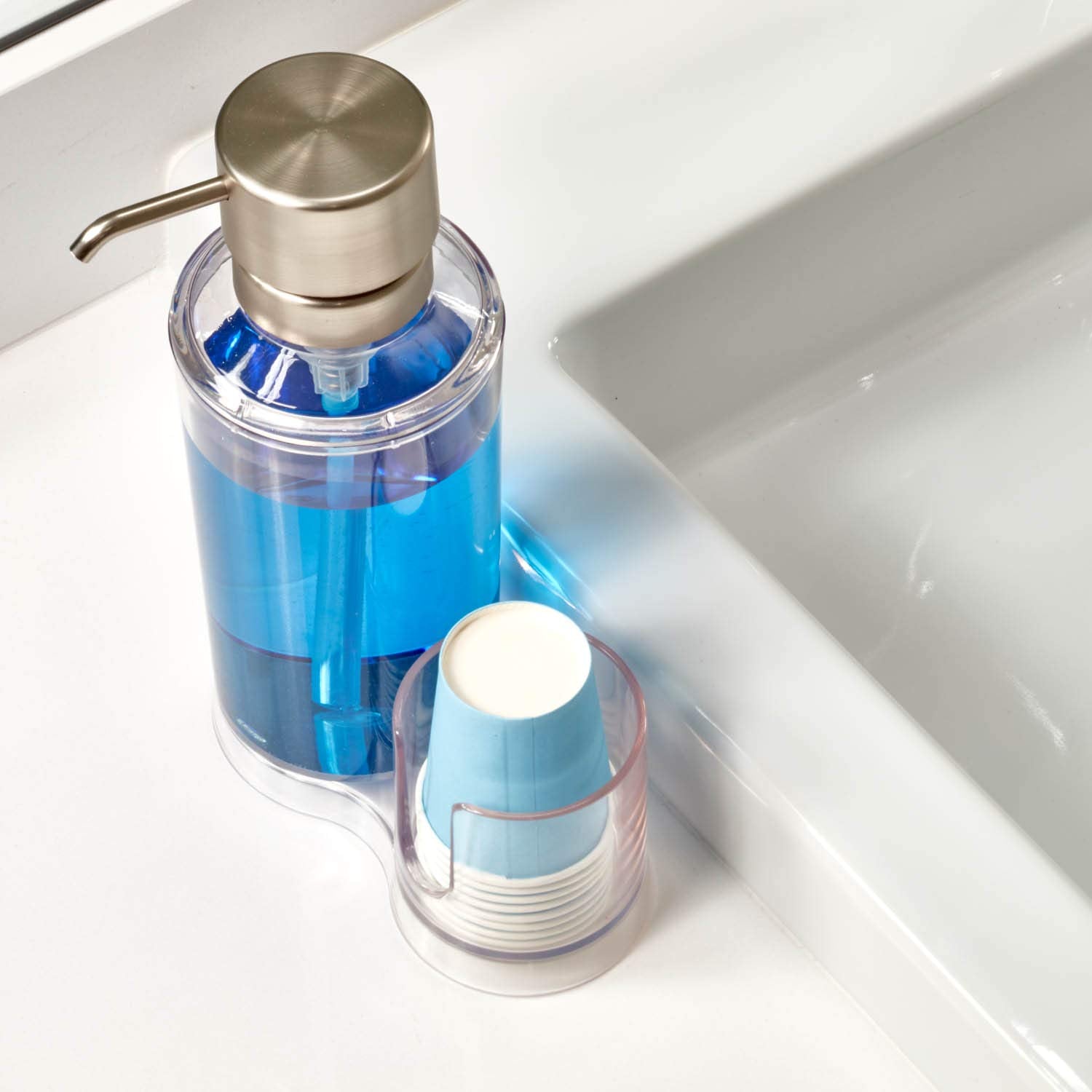 iDesign clear reservoir showing liquid level for easy refill monitoring