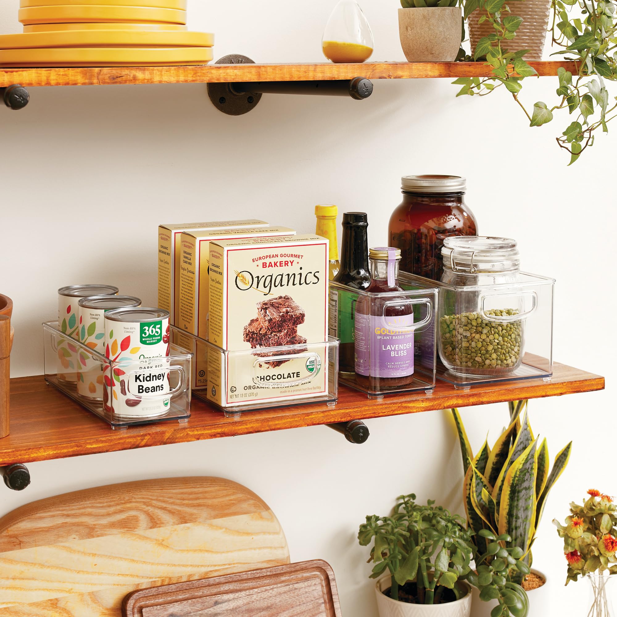 iDesign top view filled with snack pouches for quick selection
