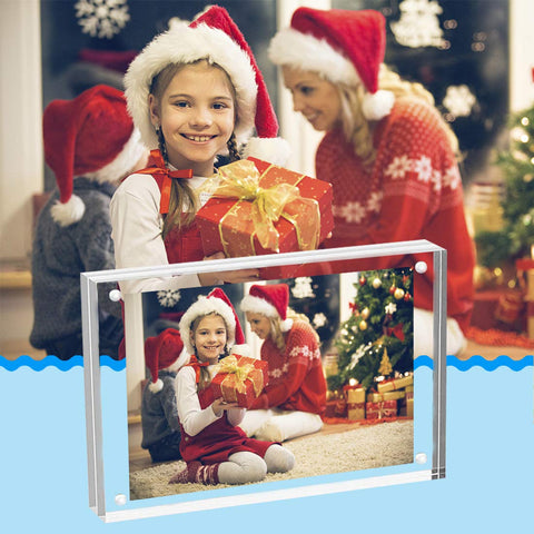 ILYXY double-sided display showing two photos visible and versatile use
