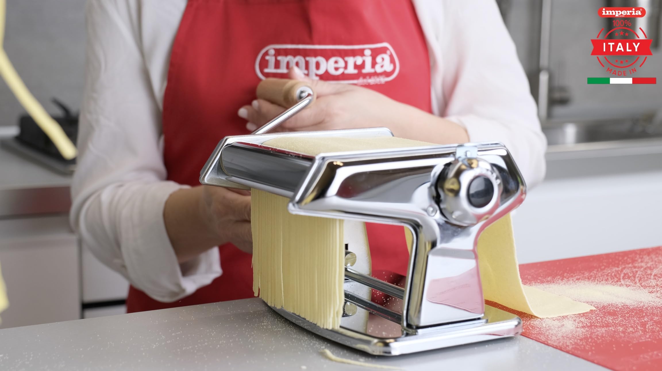 Imperia Titania chromed-steel rollers close-up showing smooth finish for even dough sheeting