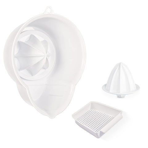 InnoMoon strainer basket detail catching seeds for smoother juice