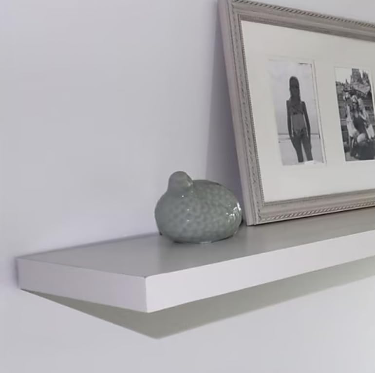 InPlace shelf close-up edge detail highlighting 2-inch square edge and sleek aesthetic