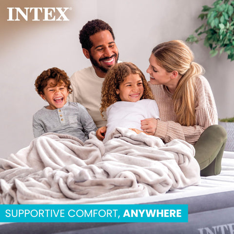 Intex built-in pump detail illustrating quick three-minute inflation benefit