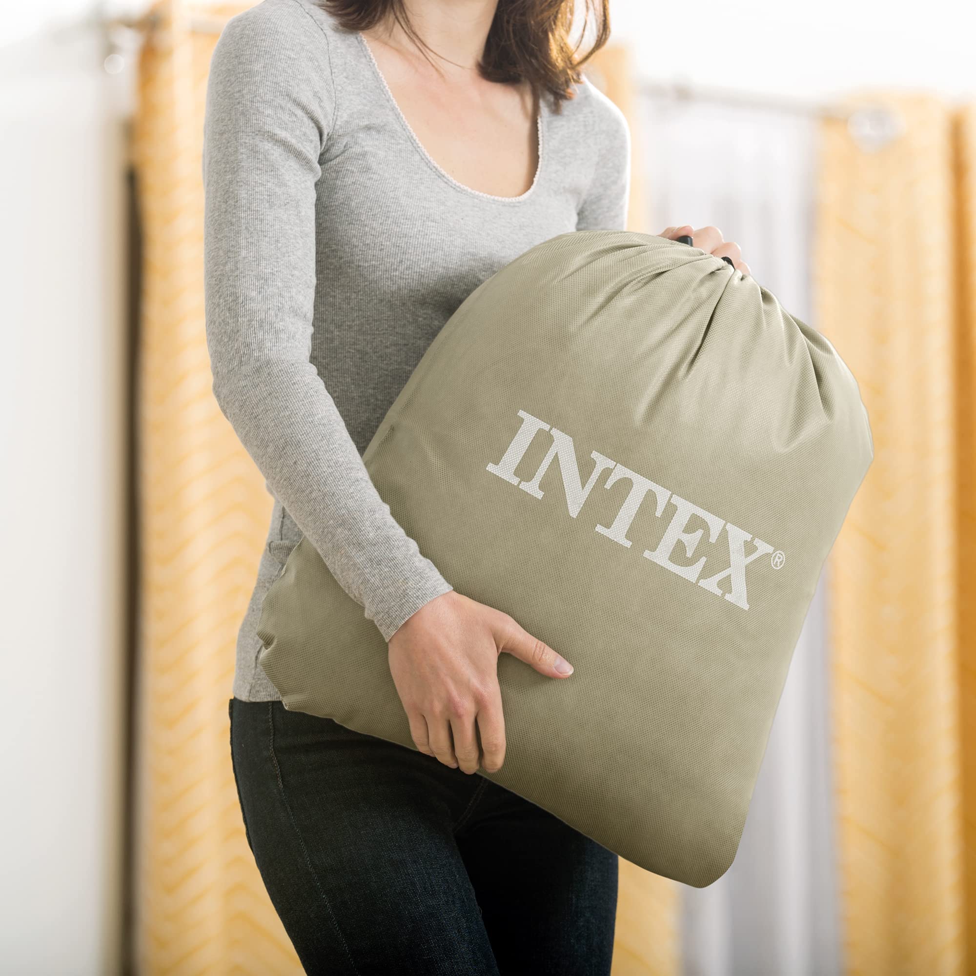 Intex demonstration of material stretch showing recommended re-inflation benefit