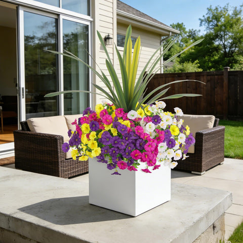INXUGAO next to ruler showing scale and suitable sizing for common outdoor pots