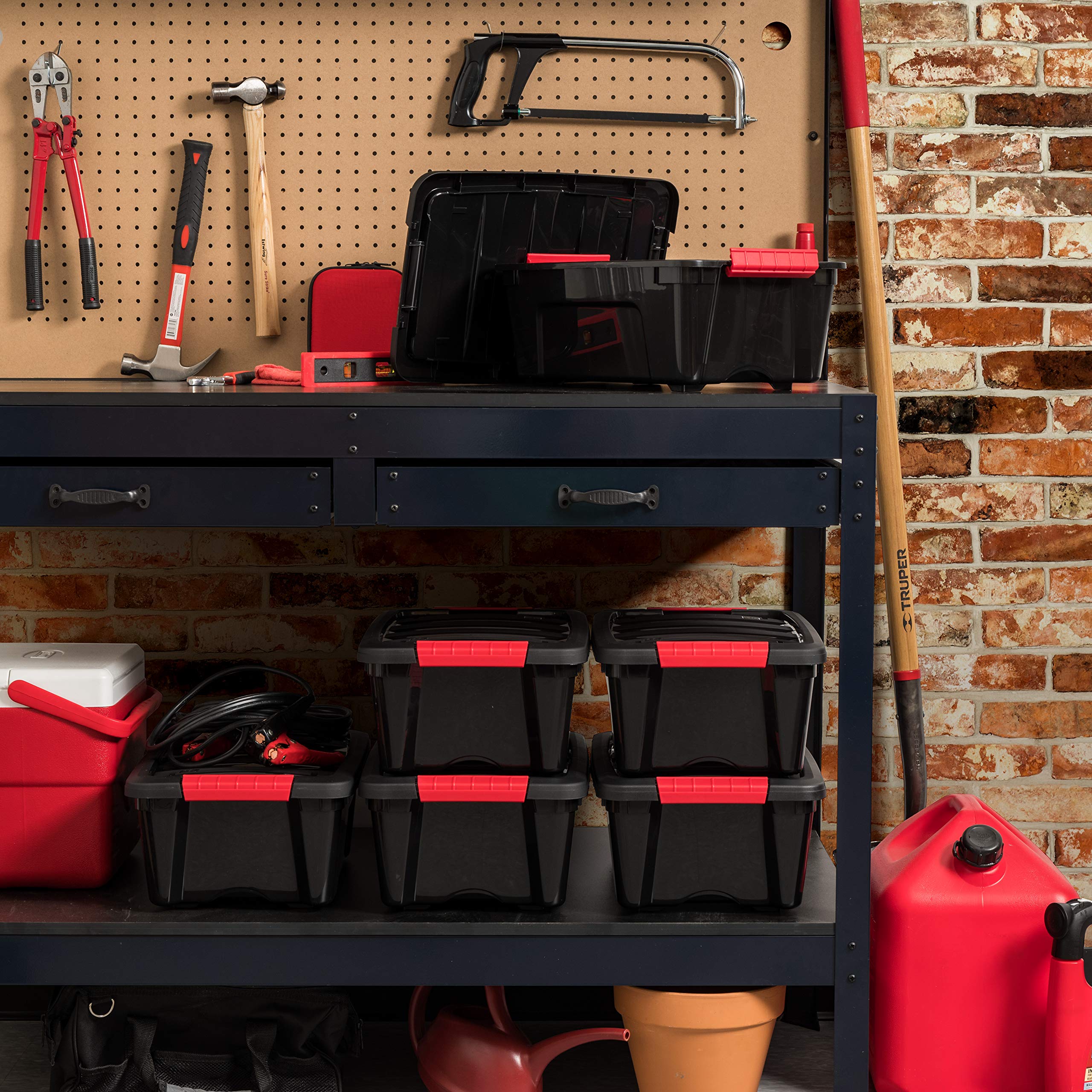 IRIS USA built-in handle detail for easy lifting and safe transport benefit