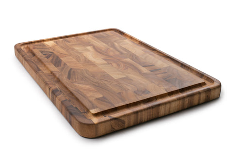 Ironwood Gourmet close-up of acacia end-grain texture highlighting knife-friendly surface