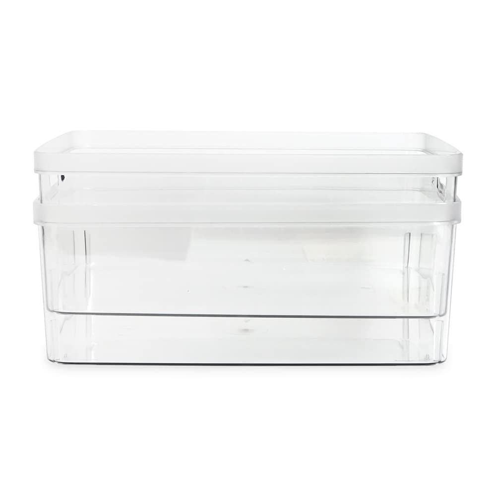 Isaac Jacobs bin on desk containing pens and notes for tidy workspace benefit