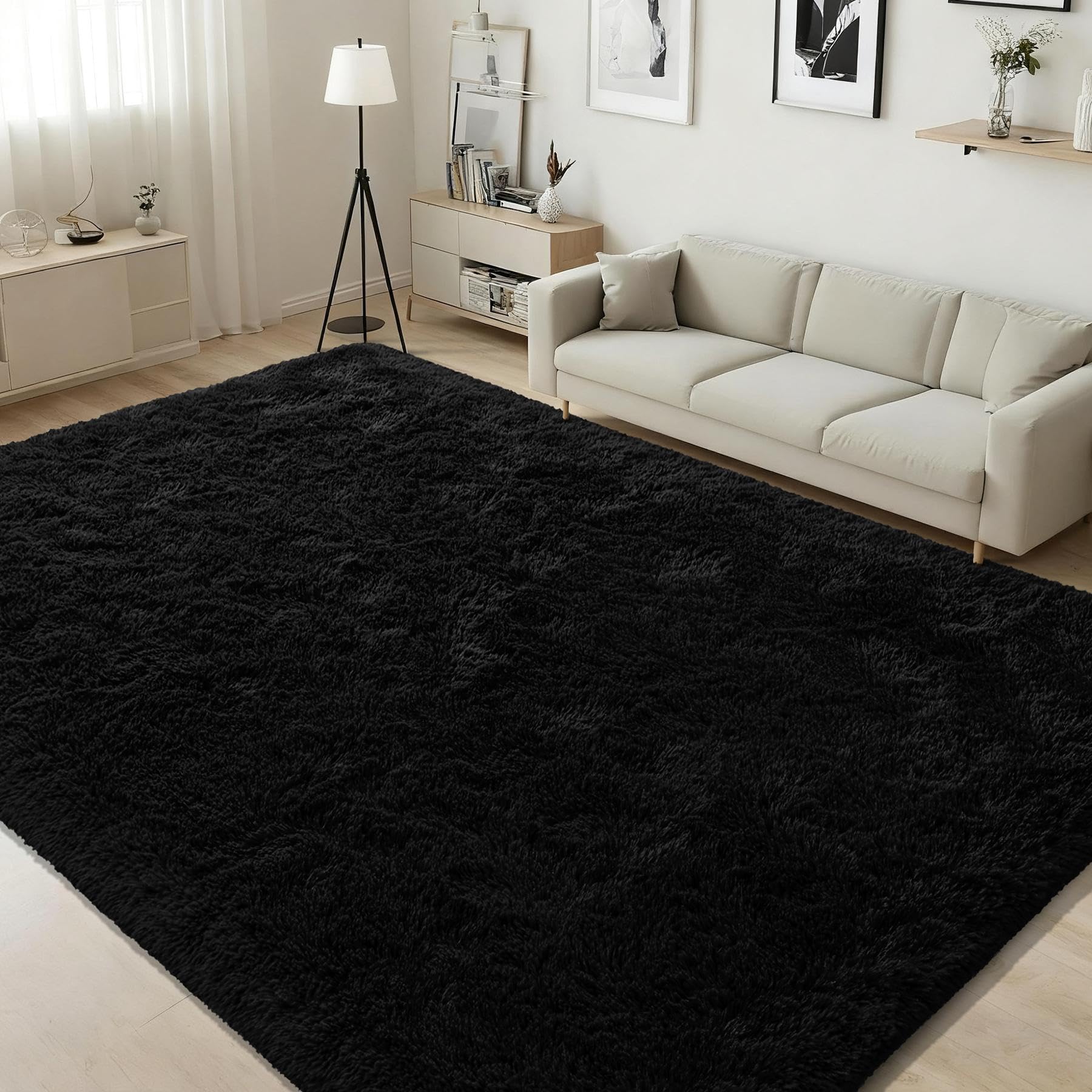 ISEAU front view of black 6x9 rug shows plush modern look and comfort