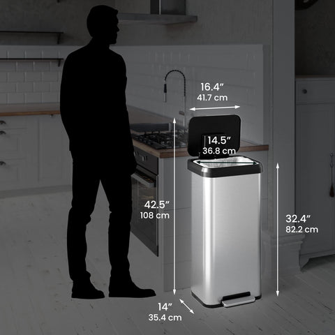 iTouchless beside full recycling bags showing 20‑gallon capacity and time-saving benefit
