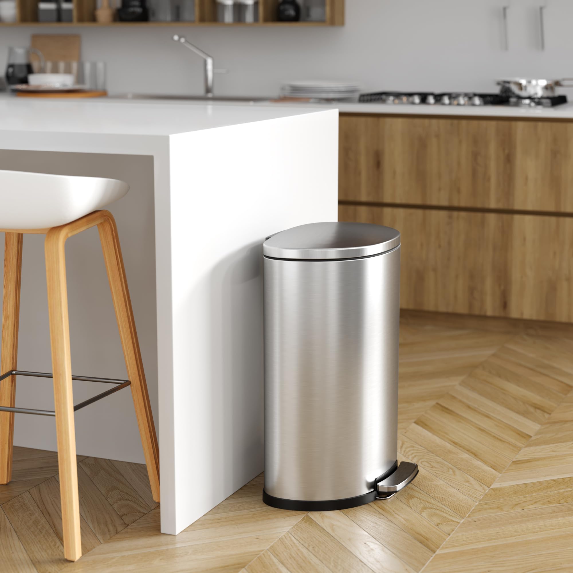 iTouchless SoftStep lid close detail highlighting slow-close mechanism and quiet operation benefit