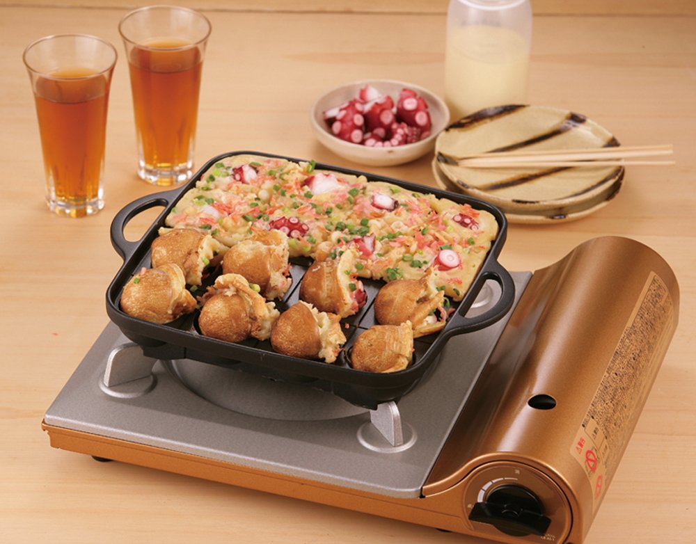 Iwatani pan with label and packaging indicating authentic accessory fit