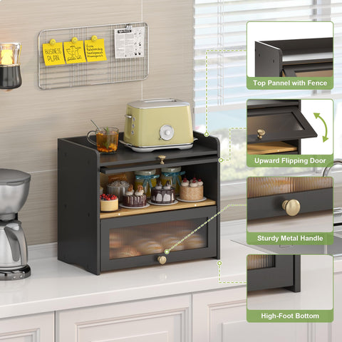 JANSNIMEN interior holding multiple loaves demonstrating generous capacity benefit