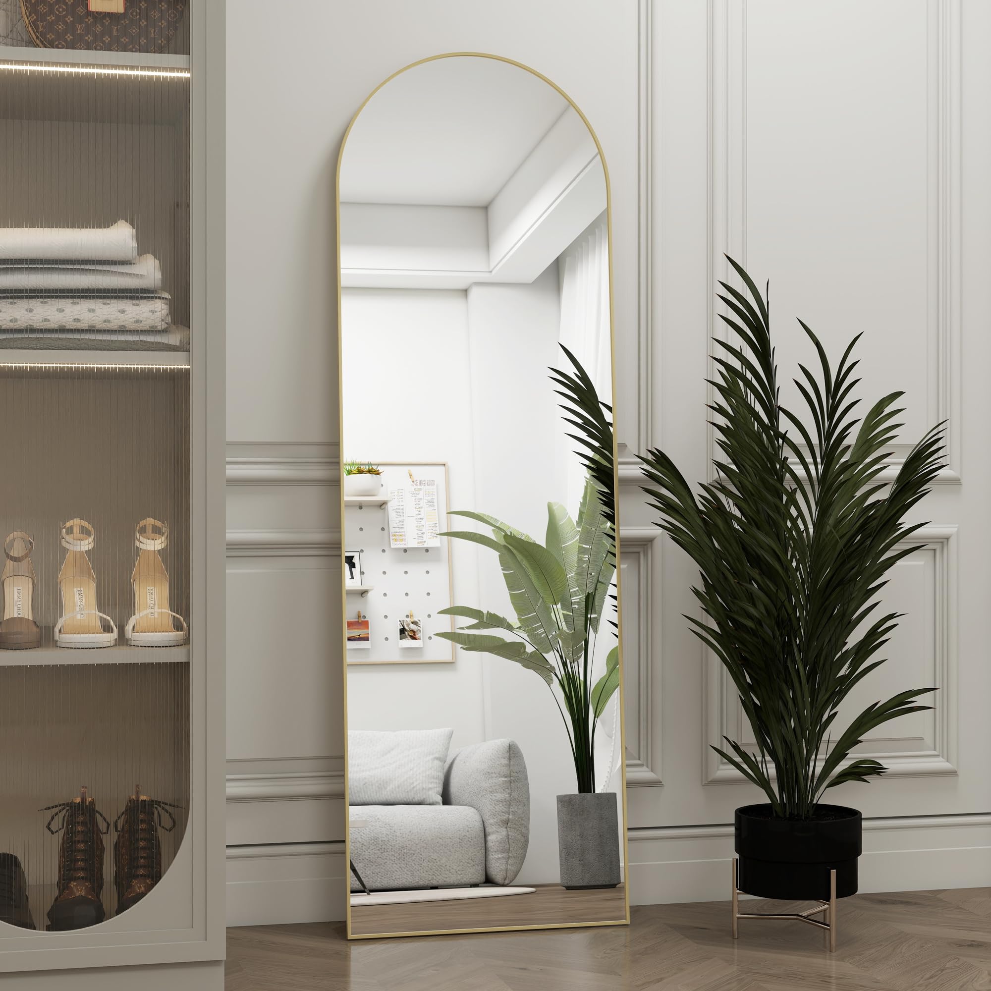 JAWGLOW mirror mounted horizontally on wall showing flexible orientation benefit
