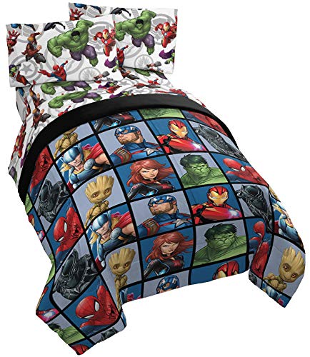 Jay Franco front view of full set showing comforter and sheets, bright character design benefits room appeal