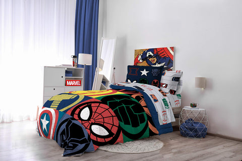 Jay Franco bedding on full bed showing true-to-size fit and complete coverage