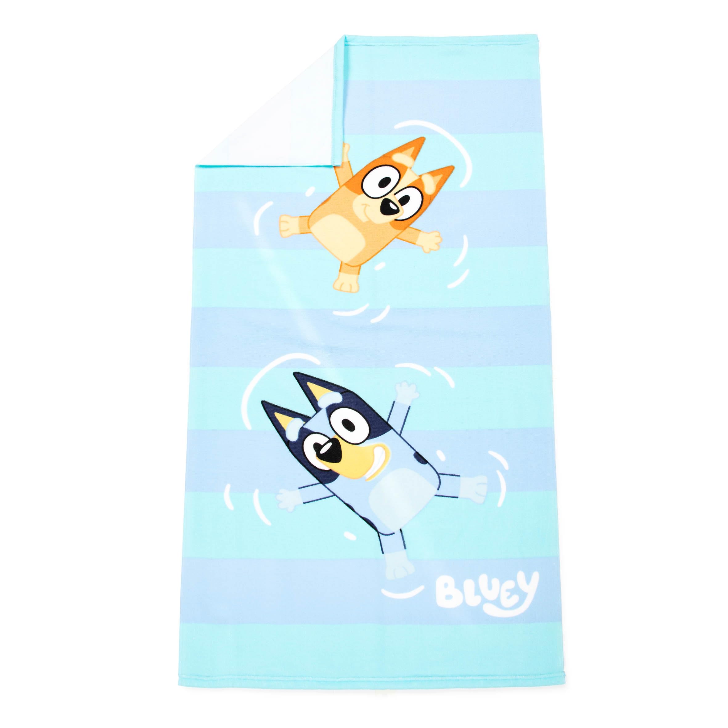 Jay Franco towel laid flat showing 25x50 inch size for toddlers convenience