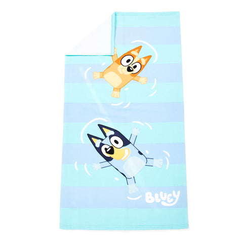 Jay Franco towel laid flat showing 25x50 inch size for toddlers convenience